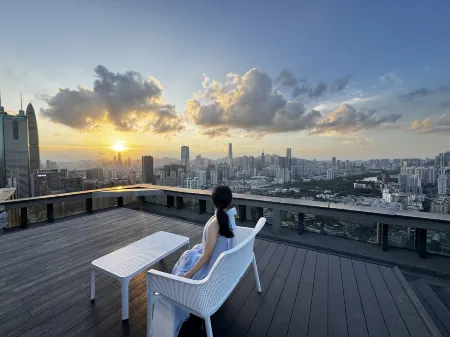 Tiantai No.1 Homestay (Guomao Subway Station Branch) Отели рядом с достопримечательностью «Ping An Finance Center - Free Sky»