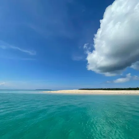 Sirom Beach House Отели в г. Пангасинан