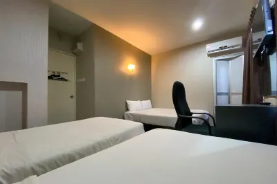 Lings Airbnb Hotel di Kuching Division