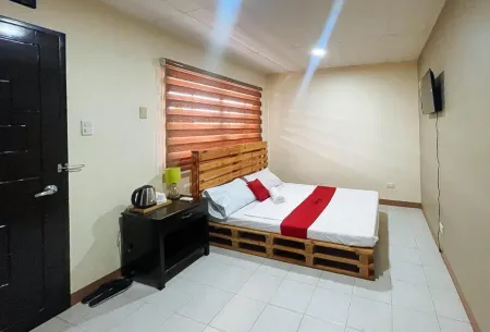 RedDoorz @ Cion Suites Mintal Davao Отели в г. Давао
