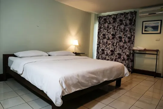 ห้องสแตนดาร์ด เตียงใหญ่ 1 เตียง