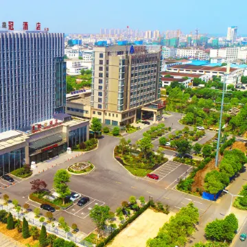Crown Hotel