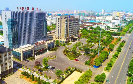 Jurong Crown Garden Hotel