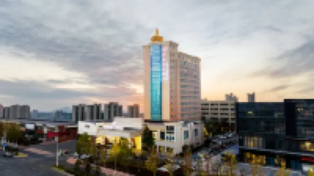 南辺風車 | 格爾国際ホテル（鄭州経開中心広場地下鉄駅） のホテル