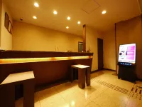 هوتل روت إن أباشيري إكيماي فنادق في أباشيري