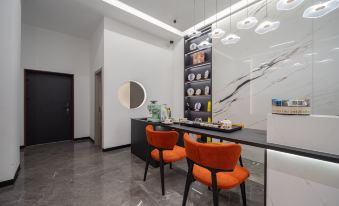 Yunbao Smart Hotel, Dali High-speed Railway Station, Erhai Park Branch