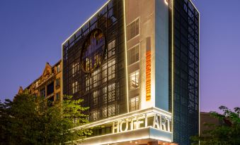 Longzhu Hotel (Qinghuiyuan Overseas&OCT Harbour PLUS)