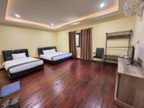 Yula Hotel Thatluang スパーヌウォン国家主席記念館周辺のホテル