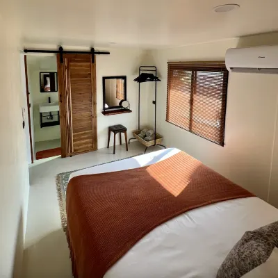Sabai Sunrise House Отели в г. 