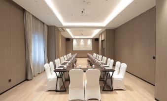 Grand Kingtown Hotel BeijingBeijing West Railway (Station Lize Business District)