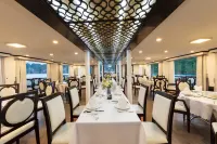 Amanda Halong Cruise