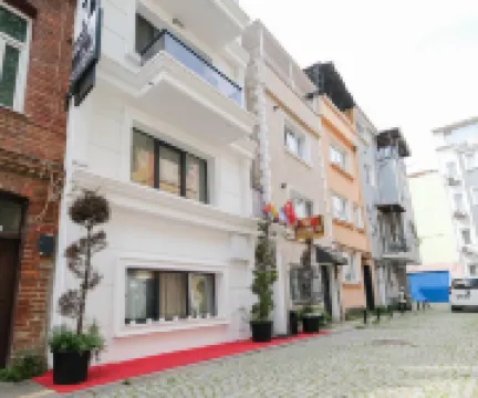 洛倫套房飯店 星園附近的飯店