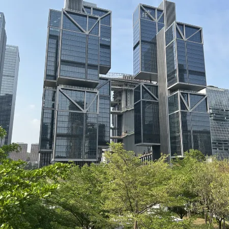 Shangke Express Hotel (Xili Metro Station Branch of Shenzhen Vocational College) Отели рядом с достопримечательностью «Озеро Сили»