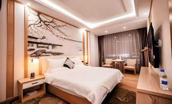 Muxi Foot Road · Hotel (Ping An Bus Station)