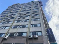 Sunny Hotel