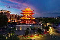 O.Live Social (Guilin Elephant Trunk Hill Two Rivers and Four Lakes Store) - Romantic