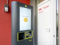 إمكي ي هوتل برلين Hotels near وِدنج
