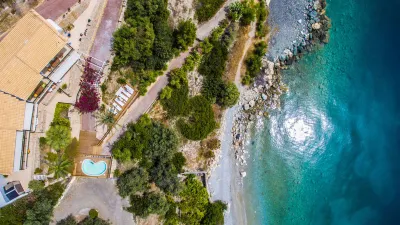 Penelope's Blue Sea Front Residenses Hotels in Khronia