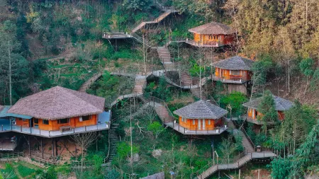 Sinai Bungalow & Hotel SaPa