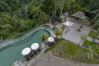 Hoshi Jungle Resort