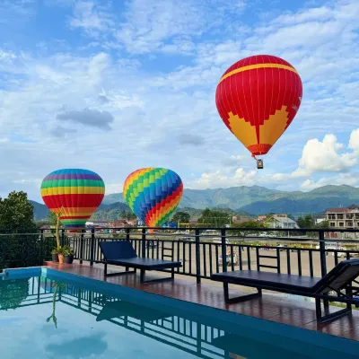 Vang Vieng Sisavang Mountain View Hotel Hotels near Wat Kang