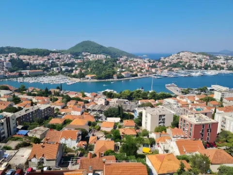 亞得里亞海飯店