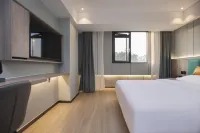 Yuye Light Residence Hotel (Nanjing Xinjiekou Subway Station Branch)