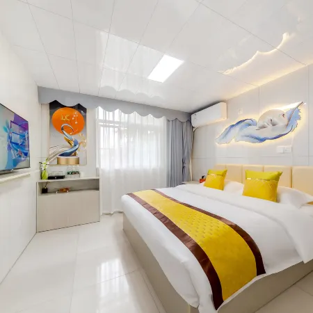 Shehong Yuetu Sunshine Inn