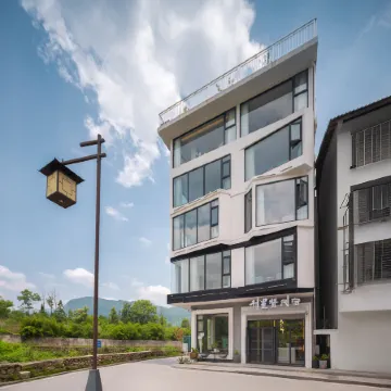 Thousand stars praise homestay