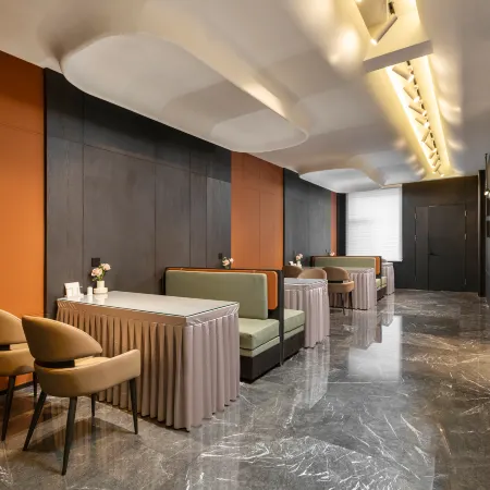 Vanstar Jade Hotel