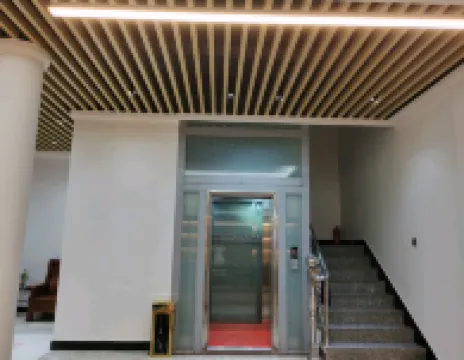 Shuangrong Hotel