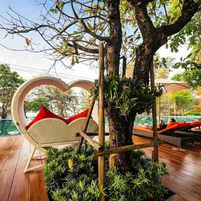 Chatnipa Beach Resort by Morseng Hotel Exterior