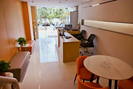 Lianjia Hotel (Quanjiao Station)