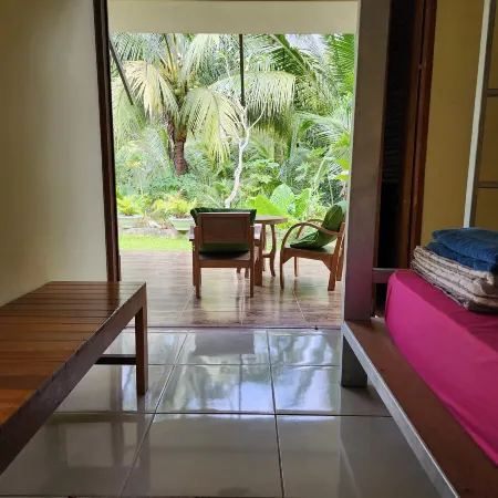 Baan Hinlad Home and Hostel