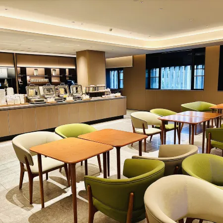 JI Hotel (Suining Central Business District Pedestrian Street)