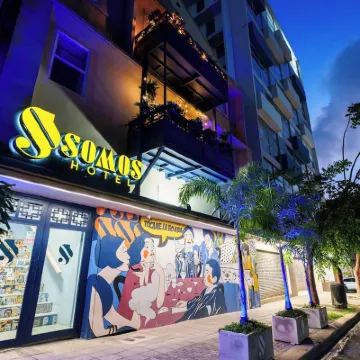 Somos Hotel Hotels near Museum of Contemporary Art