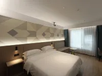 Yunxi Hotel (Liucheng) Hotels near Liucheng Sports Park