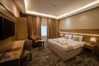 Snood Al Azama Hotel Hotels in Al Hijrah