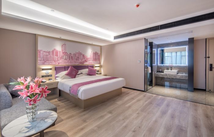 Yizhe Hotel (Ningming)