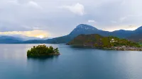 湖岸聽風塘民宿