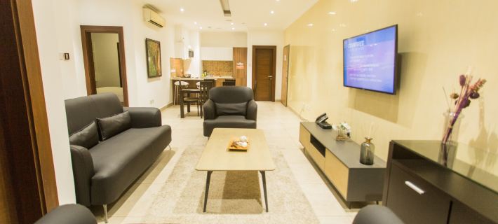 อพาร์ตเมนต์หรูที่ Avant Garde ใน Accra โรงแรมในอักกรา