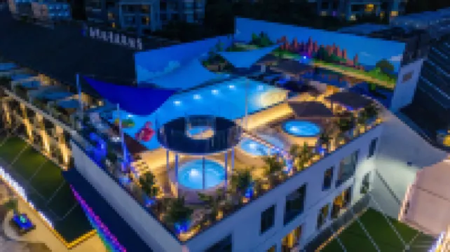 Maitreya Haiwan Ruijing Hot Spring Hotel (Huquan Ecological Park Huquan Mid-Hill Hot Spring Branch)