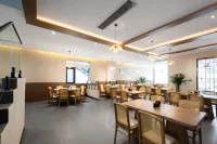 Wudangshan Yun Yin Guan Yue Hotel (Scenic Area Ticket Office) Hotels in Danjiangkou