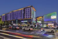 Holiday Inn Hangzhou Xiaoshan International Airport (Yongsheng Road Subway Station) Hotels near Hangzhou Zhujiajian