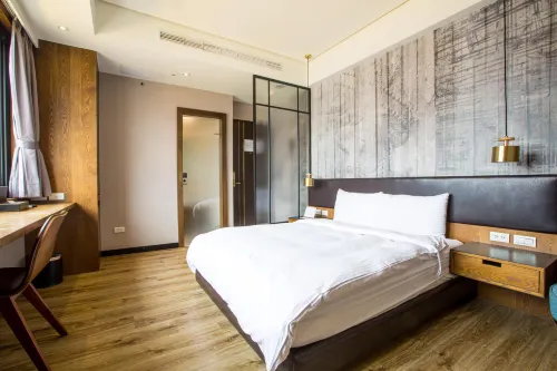 Easylazy Inn Hotels in Taichung