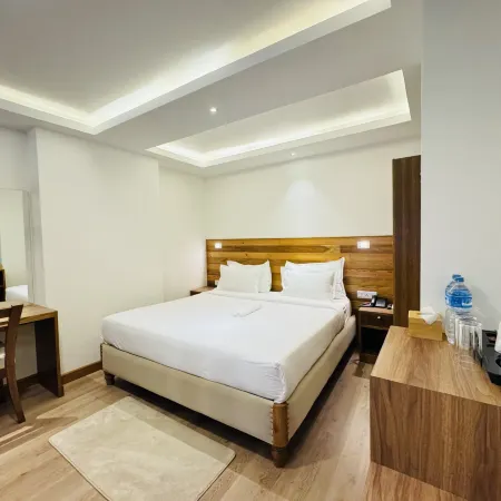 Hotel Harsha Nepal Отели рядом с достопримечательностью «Площадь Дурбар»