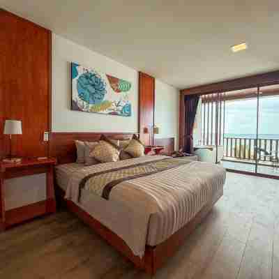 The Sky & Sea Koh Larn Rooms