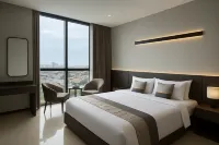 Green Penisula Hotel