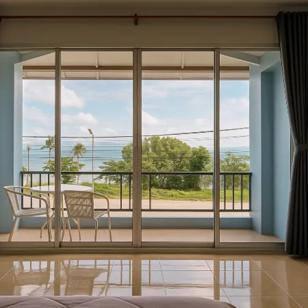 Srisuksan Klong Muang Beach