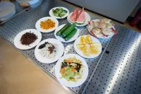 Ruge Sanqiu Rose Garden Hotel (Wanda Plaza) - breakfast